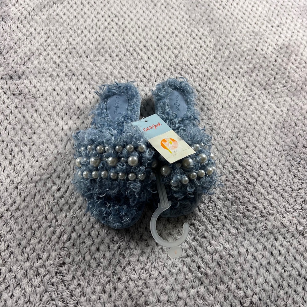 Cat Jack Toddler Girls Blue Fuzzy Slip On Slippers Pearls Size 2 NWT